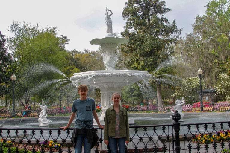 Things to Do with Teens in Savannah. Forsyth Park Fountain with teen boy and teen girl.