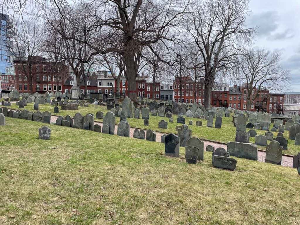 Boston in 2 Days Copp's Hill Burying Ground